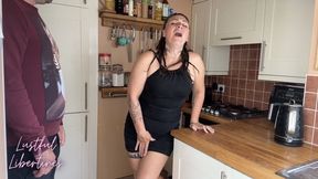Desperate to pee in front of my one night stand