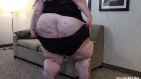 SSBBW Phoenix visit her at a photo shoot