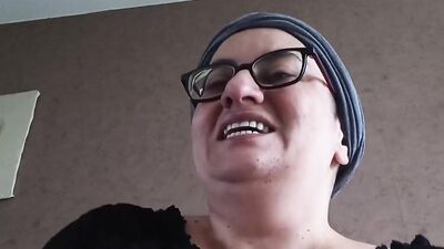 Fat nerdy MILF is giving jerk off instructions on live webcam show