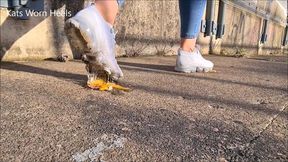 Egg Walkover Crush in Sneakers