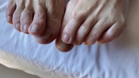MATURE CUM TOESUCKING - SD