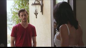 Killing hot beauty Silvia Saige gets her pussy fucked in the kitchen