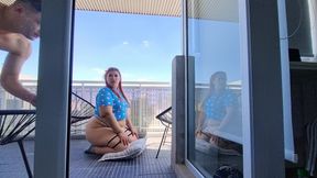 Outdoor Sex with an Argentinian Brunette