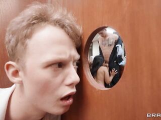 Brazzers: In A Glaze Of Brilliance on PornHD