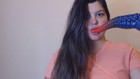 Scientist Fucks Tentacle Specimen