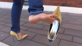 Neele - Jeans And Rfabi Pumps - mp4 1920x1080