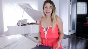 Curvy smut with vivid Mickey Tyler from Dad Crush