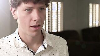 I Will Not Look At My Stepmoms Boobies - S15:E10