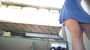 Office upskirt: Blonde bombshell caught on camera