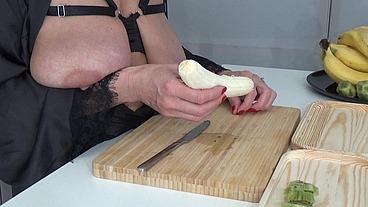 Big Tits Cutting Fruits