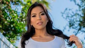 Noble Jada Kai - firm ass sex - Baby Got Boobs