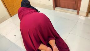 red burqa-clad saudi big ass hot maid gets stuck under boss s bed for anal sex while cleaning house