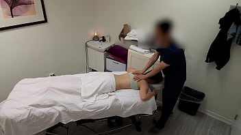 Gorgeous Japanese Waitress Fights Her Temptation, Then Can't Resist Big&#x9AD8;&#x6F6E;In Massage Session
