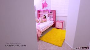 Stepdaughter seduces dad, naughty&#x1F608; teen blowjob night