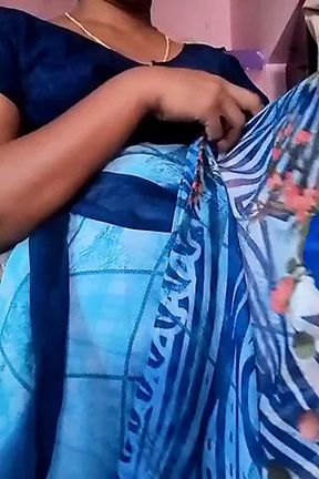 Tamil wife Swetha Saree change