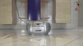 Poor workong Radio under winter Boots floor view