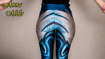 Spandex PAWG in spandex leggings wiggles her ass and slaps her ass hard in front of your face