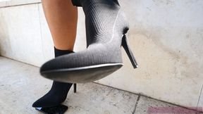 Boot high heel phone crushing