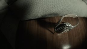 Removing My Silver Heels, 2nd [Slo-Mo]