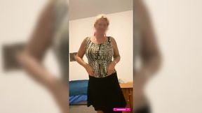 Blonde Bombshell Unleashes Her Juicy Curves, Slowly Stripping Naked for Your Filthy Eyes