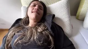 My husband went on a trip and left his secretary, she helped me have my first lesbian squirt