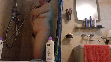 Beautiful Italian milf natural hairy pussy in the shower