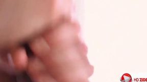 Holly Michaels' Explicit 1080p事后性交瑜伽经典