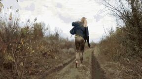 Escape danger with one sandal MP4(1280x720)FHD