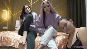 NICOLE and SARAH - Show us the size and depth of your mouth (HD)