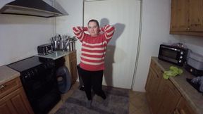 Mom Stripping leggings and pullover trying on Swimsuit