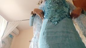 elsa is having fun if anna is not in control
