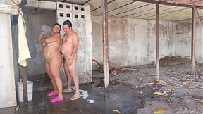 Stepmom showering outside&#x2014;caught while peeking