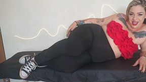 WORSHIP FEET AND SATISFY YOUR GODDESS