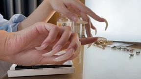 #232 - Writing with long natural claws