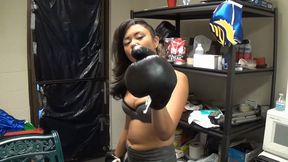 Annie Cruz vs Rocky M Boxing Remastered (Windows Media)