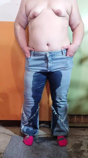 Mature BBW strips in the basement, pees in her pants and gets herself good with a vibrator