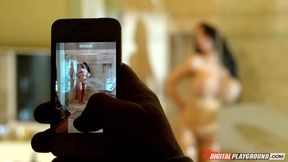 Amy Anderssen reveals her stunning forms while fucking