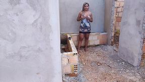 risky sex in a construction site in the middle of the neighborhood, i had a quickie and filled the hottie s ass with cum. vagninho e luna oliveira