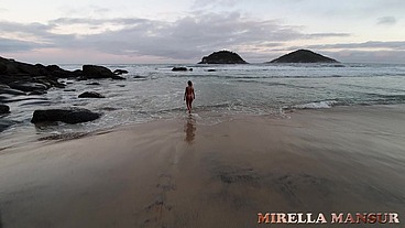 Quando eu chego no Rio de Janeiro já procuro uma praia e logo tento fuder com alguém - Alex Lima