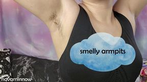 smelly armpits