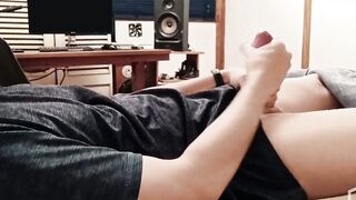 Under my Cock Tip for a Irresistible Cumdrip