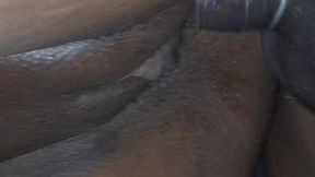 corno mandou a esposa levar o negao pra cabine e fudeu a pura com forca