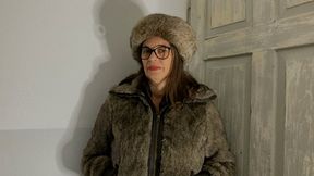 Fur, pantyhose and a wonderful orgasm (2022) (MP4)