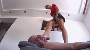 REA - My Jacuzzi - EXTREME Trampling And Facebusting GOPRO VERSION