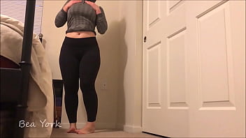 Bea York Forgoes Gym For Hot Action With You!