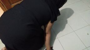 Big Ass Pakistani MILF Maid Rough Fucked by Guy Cum Out Her Behand