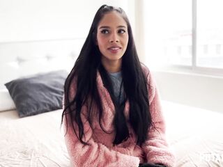 PutaLocura - Colombian cutie Katha Dawsoon convinced on the street to screw with Torbe