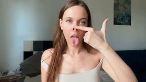 Snubby little piggy nose mov