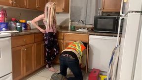 Plumber claims teen's virginity ahead of prom, then lessons her in sex