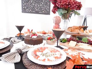 Wang Junkie Stepmom Gets Dessesperates after the Lunch
